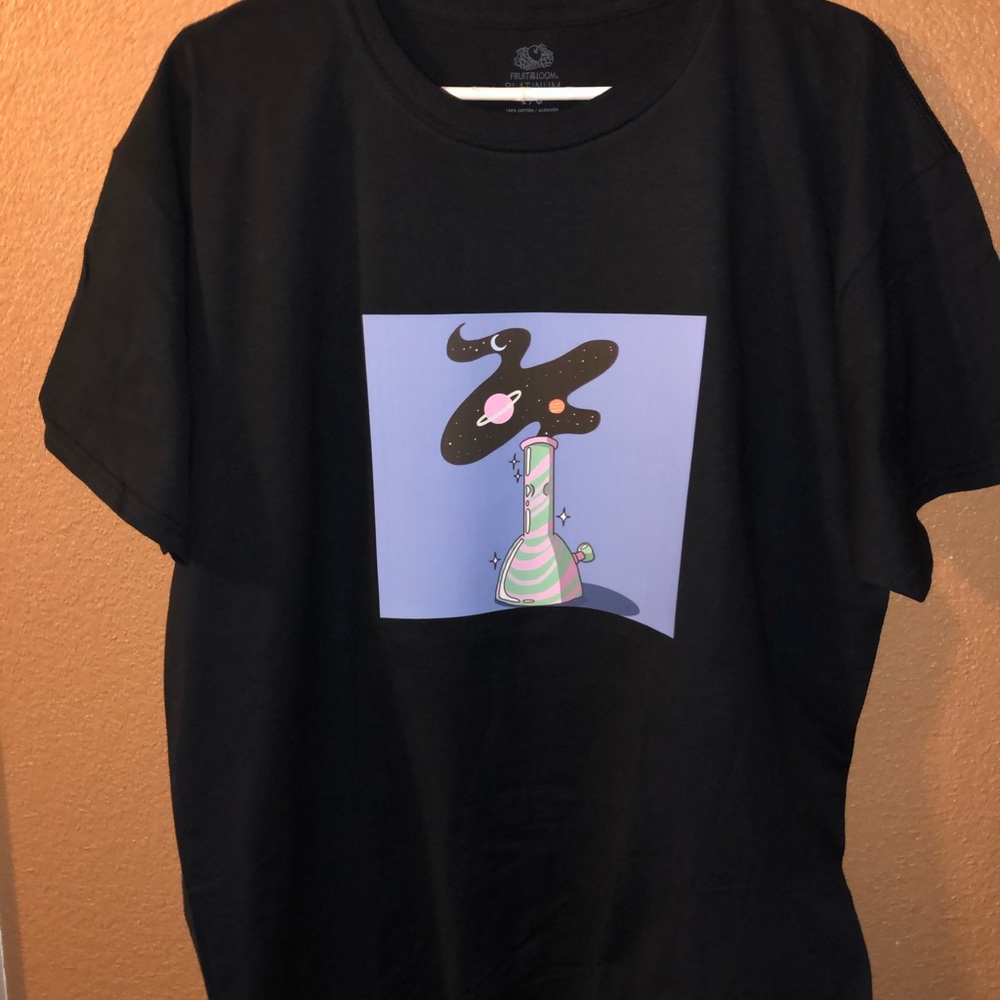 Black tshirt